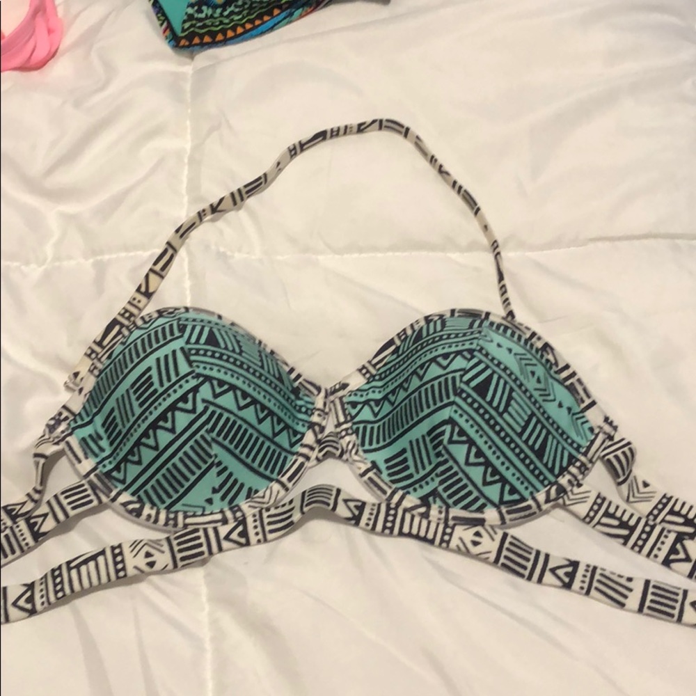 Aztec top - Picture 2 of 2